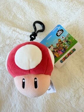 Club Mocchi-Mocchi Super Mario Super Mushroom Plush Bag Clip Keychain - NWT